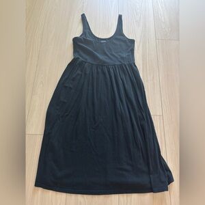 GAP Classic Black Midi Dress